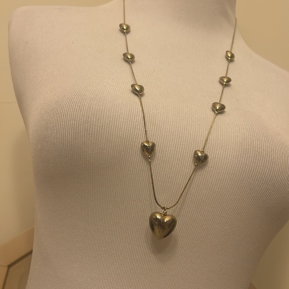 Vintage 3D Hearts Necklace - Picture 5 of 6